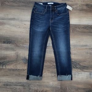 NWT Vigoss Cropped Jeans